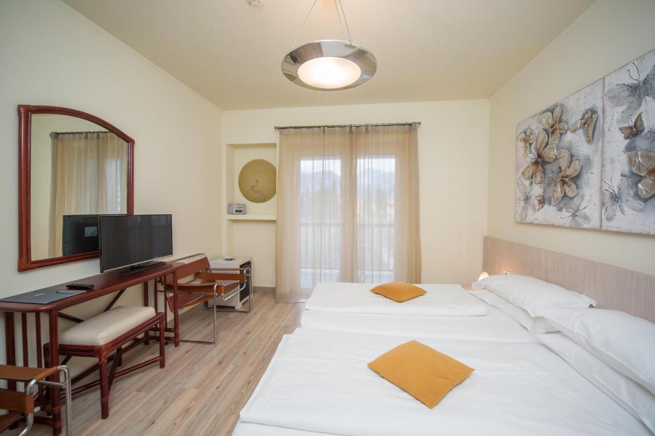 Club Hotel Olivi - Tennis Center مالتشيزينيه المظهر الخارجي الصورة
